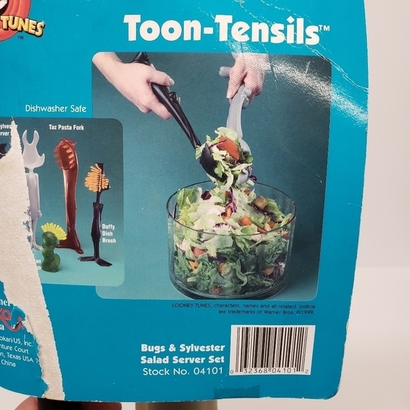 Looney Tunes Bugs Bunny Sylvester Salad Serving Utensils 1999 Set - Picture 3 of 7